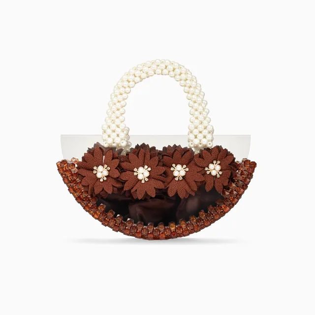 E-commerce product photography by lightwrk